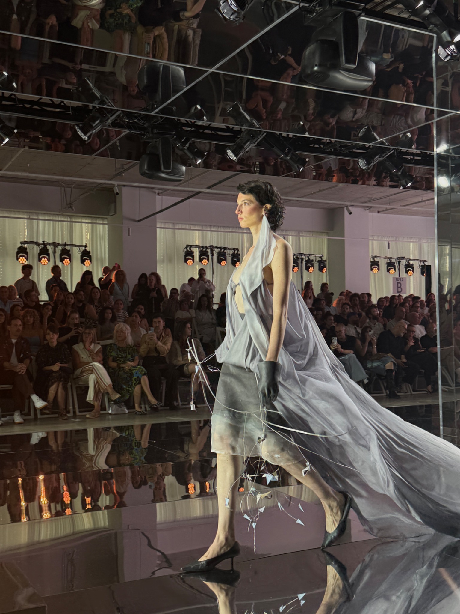 Fashion in motion by Citron Studio